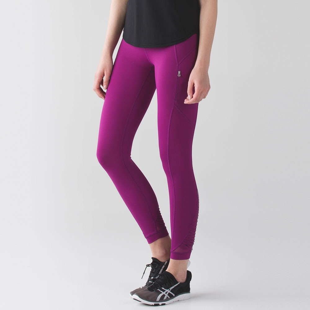 Lululemon size 8 Making Moves tights pink fushia